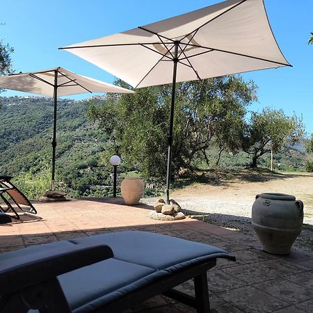 L'Antica Quercia B&B Castell'Umberto Esterno foto